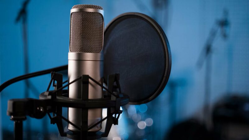 Comment choisir le bon micro pour chanter, enregistrer ou streamer