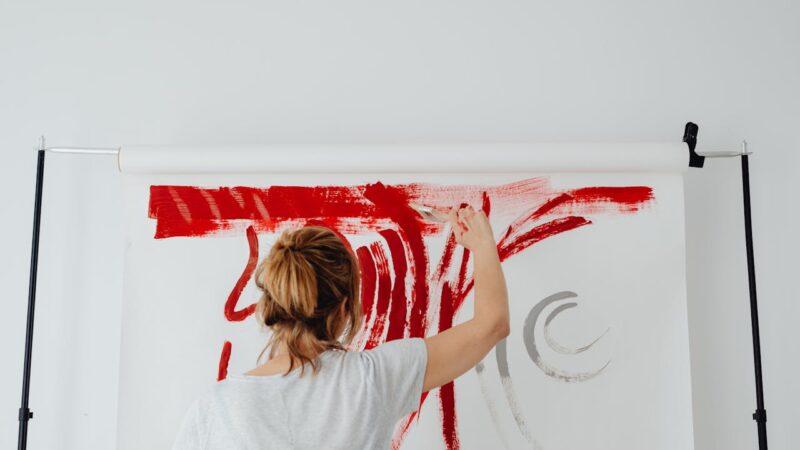 12 artistes contemporains qui réinventent l’architecture et le design (et où découvrir leurs œuvres)